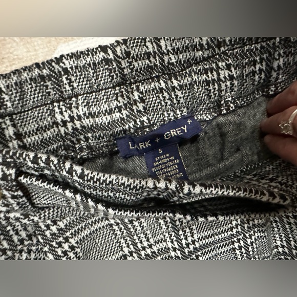 Women's Black and White Plaid Pants - Picture 1 of 4